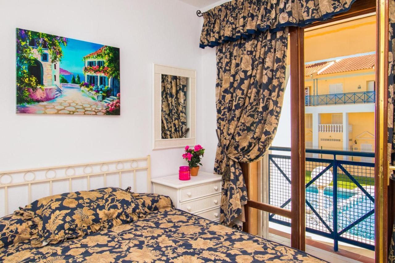 Nice House With Tennis Court,Sports And Playground Торевиеха Екстериор снимка