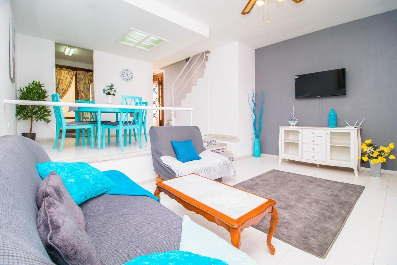 Nice House With Tennis Court,Sports And Playground Торевиеха Екстериор снимка