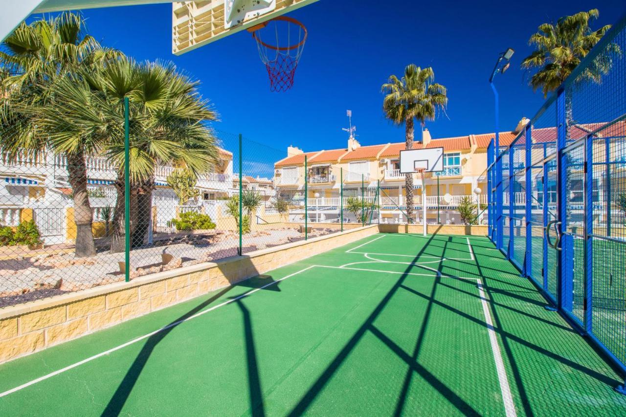 Nice House With Tennis Court,Sports And Playground Торевиеха Екстериор снимка