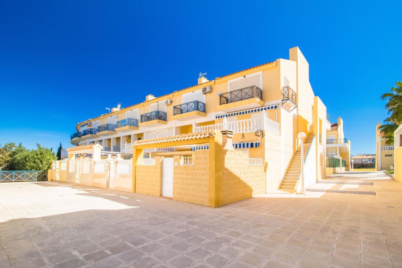Nice House With Tennis Court,Sports And Playground Торевиеха Екстериор снимка
