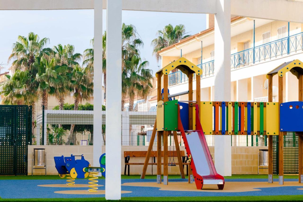 Nice House With Tennis Court,Sports And Playground Торевиеха Екстериор снимка